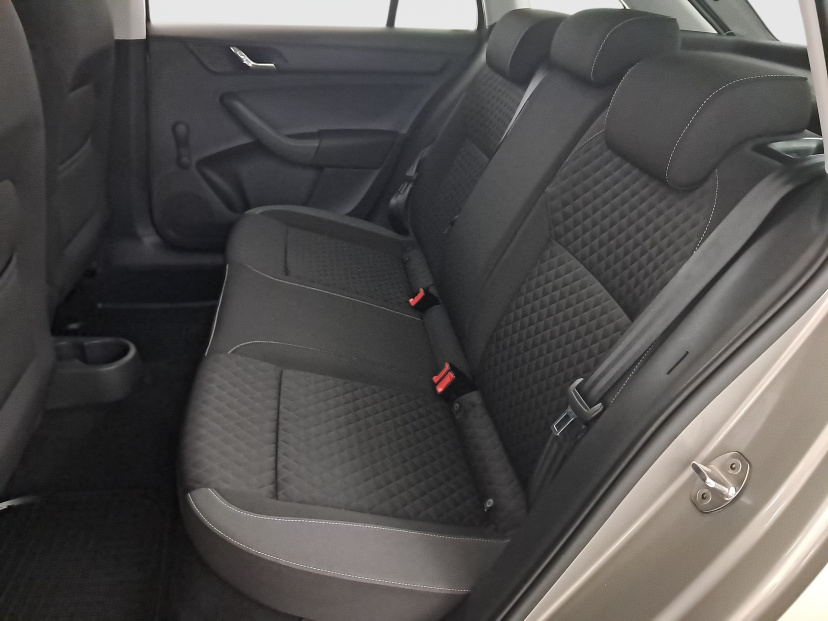 Škoda Rapid Spaceback, 2016