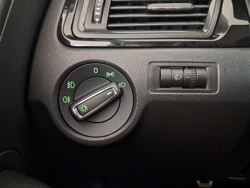 Škoda Rapid Spaceback, 2016