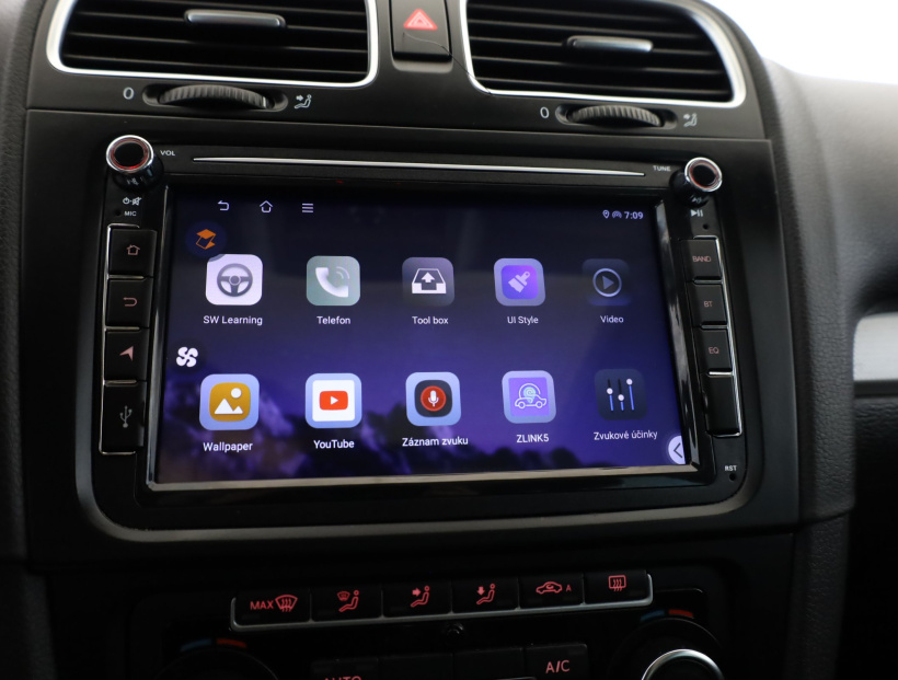 Volkswagen Golf, 2013