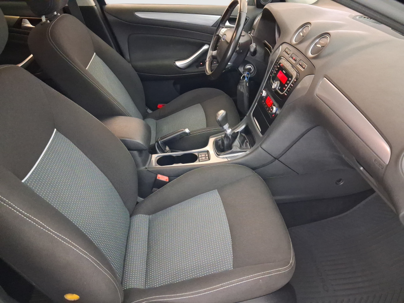 Ford Mondeo, 2011