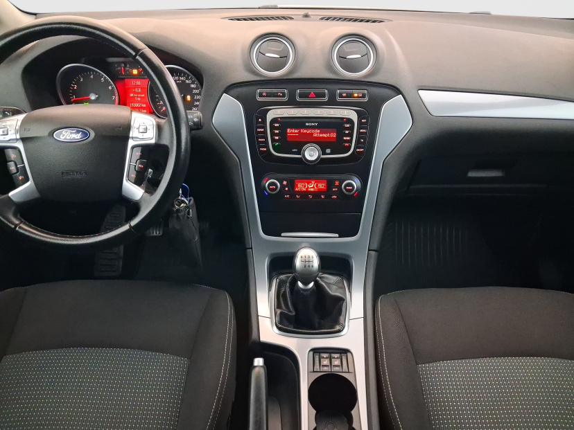 Ford Mondeo, 2011