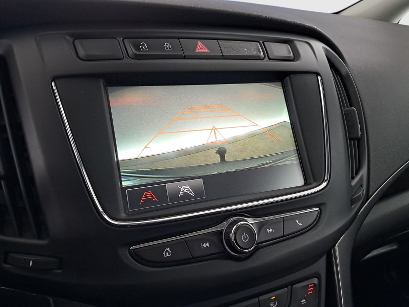Opel Zafira, 2018