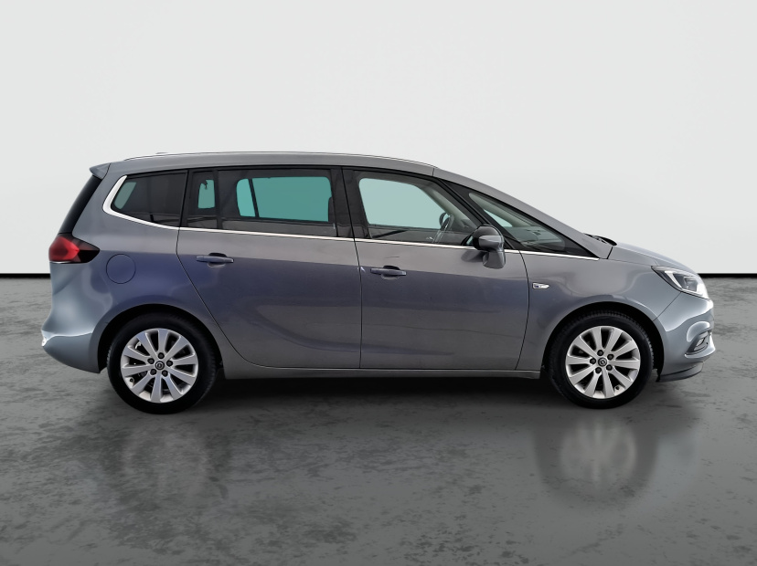 Opel Zafira, 2018