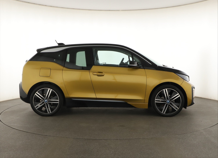 BMW i3, 2021