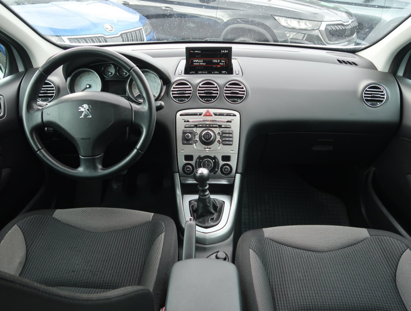 Peugeot 308, 2012