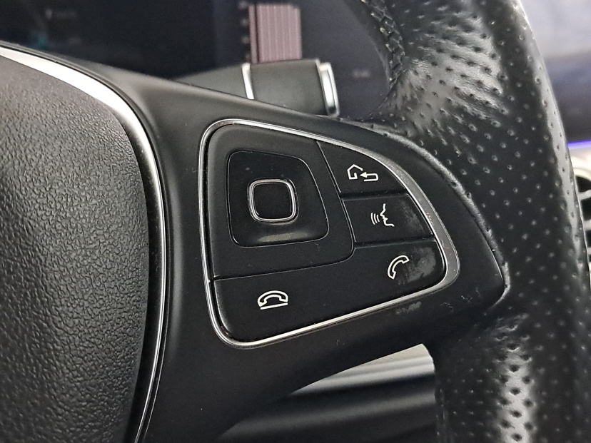 Mercedes-Benz E, 2016