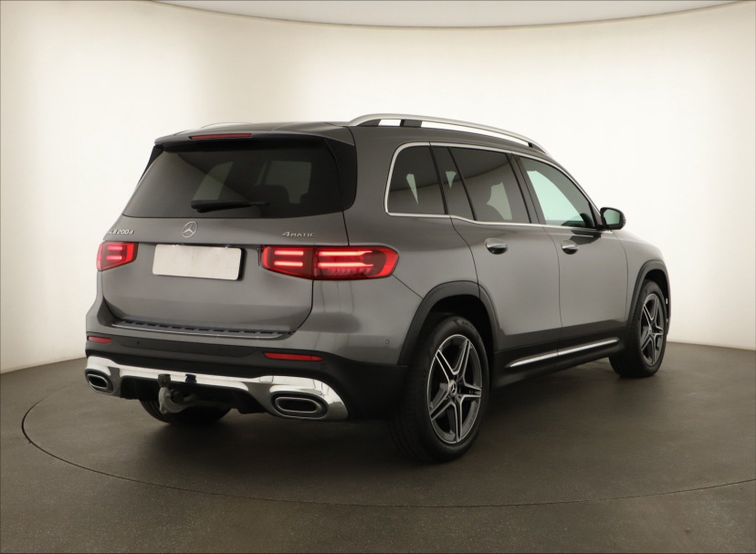Mercedes-Benz GLB, 2024