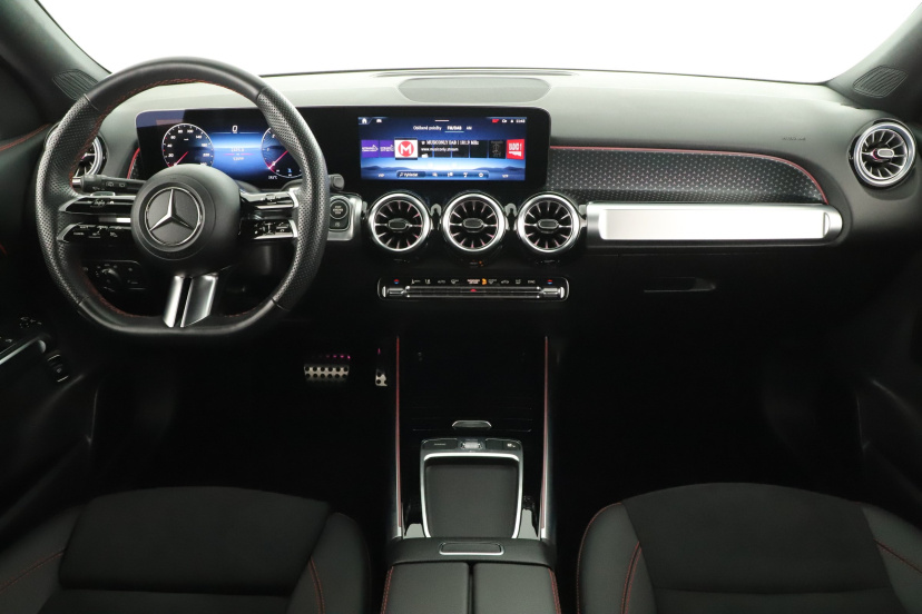 Mercedes-Benz GLB, 2024