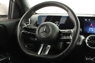 Mercedes-Benz GLB - 2024