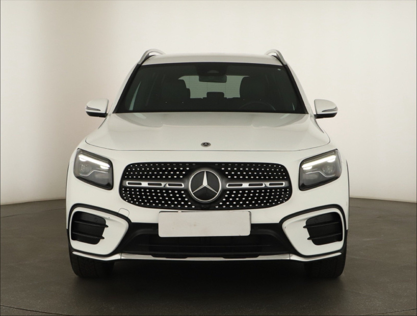 Mercedes-Benz GLB, 2024