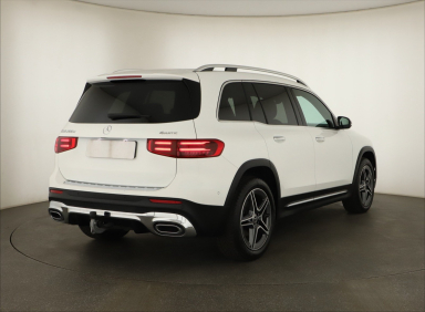 Mercedes-Benz GLB - 2024