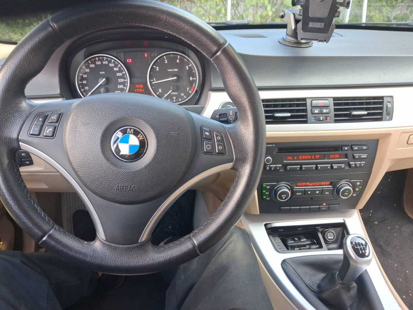 BMW 3, 2011