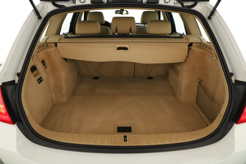BMW 3, 2011