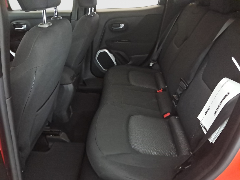 Jeep Renegade, 2015