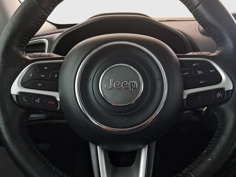 Jeep Renegade, 2015