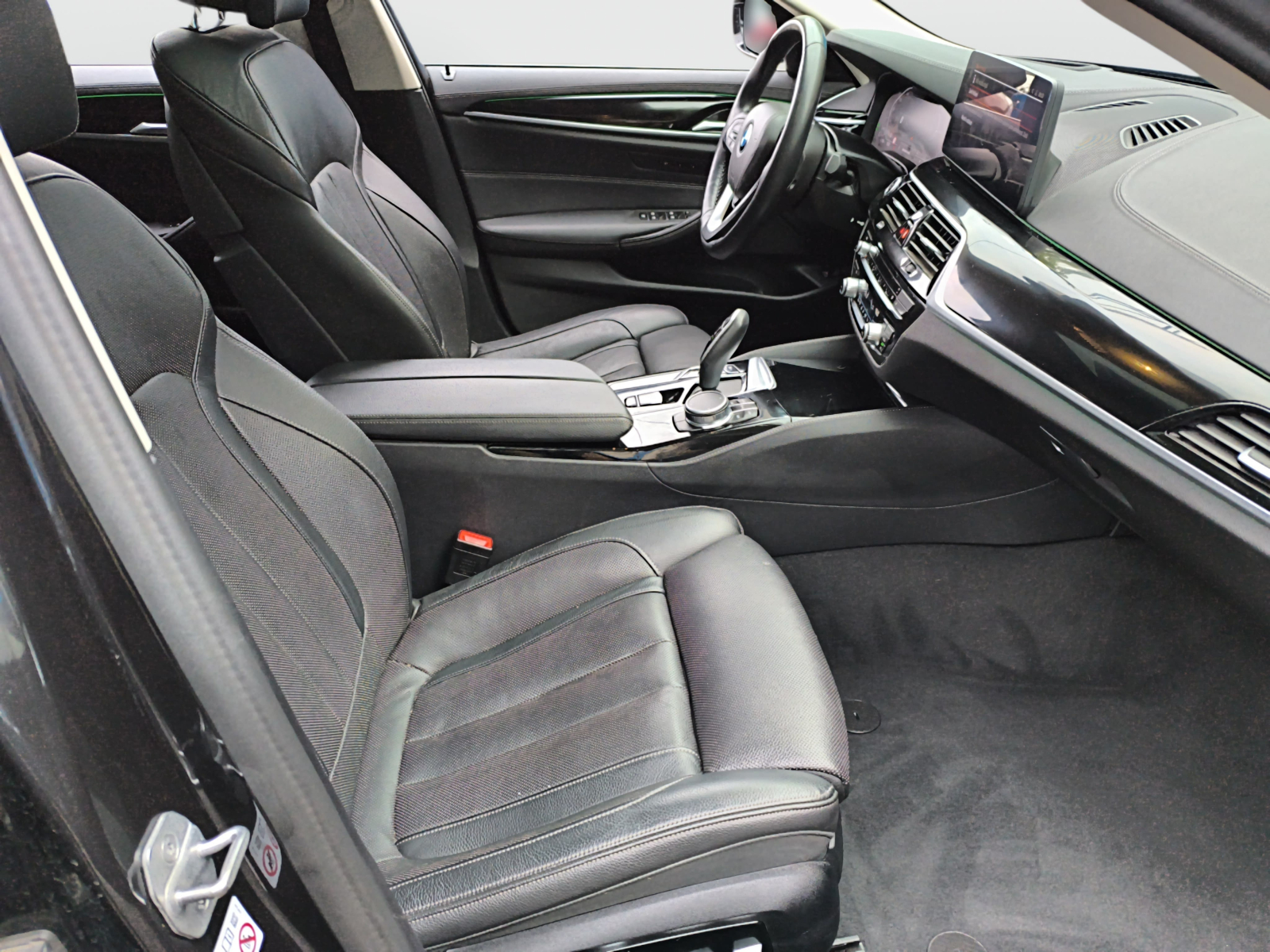 BMW 5 - 2023