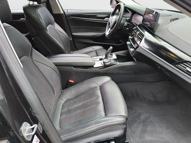 BMW 5 - 2023