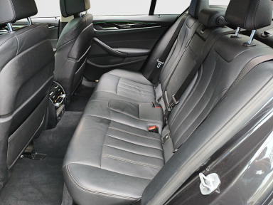 BMW 5 - 2023