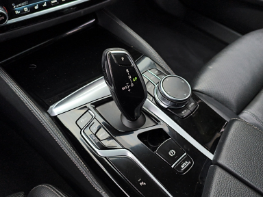 BMW 5 - 2023