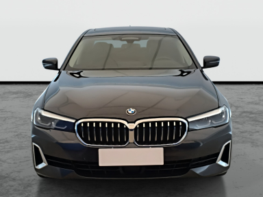 BMW 5 - 2023