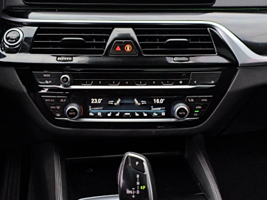 BMW 5 - 2023