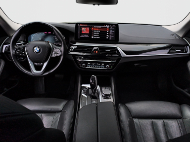 BMW 5 - 2023