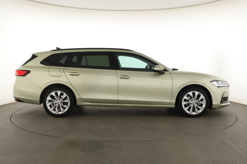 Škoda Superb, 2024