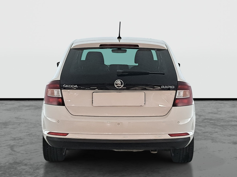 Škoda Rapid Spaceback, 2015