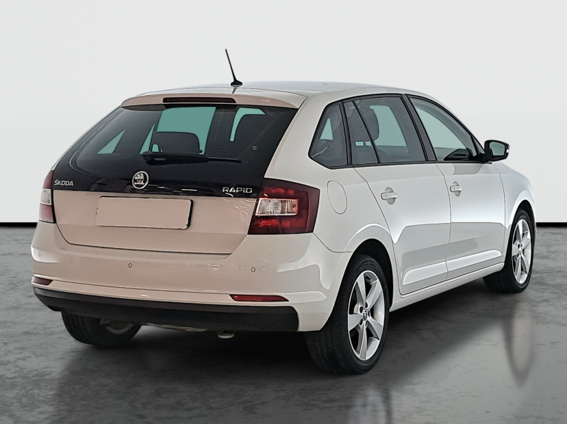 Škoda Rapid Spaceback, 2015