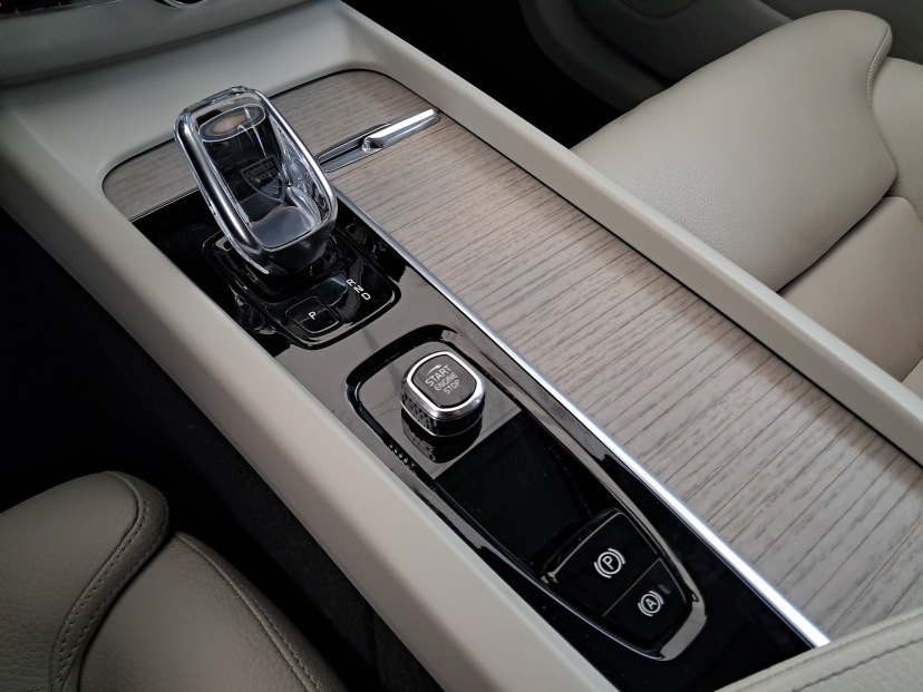 Volvo XC60, 2022