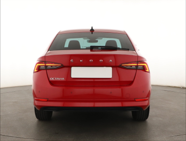Škoda Octavia - 2023