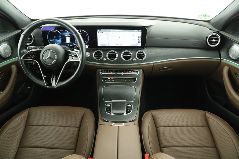 Mercedes-Benz E, 2021