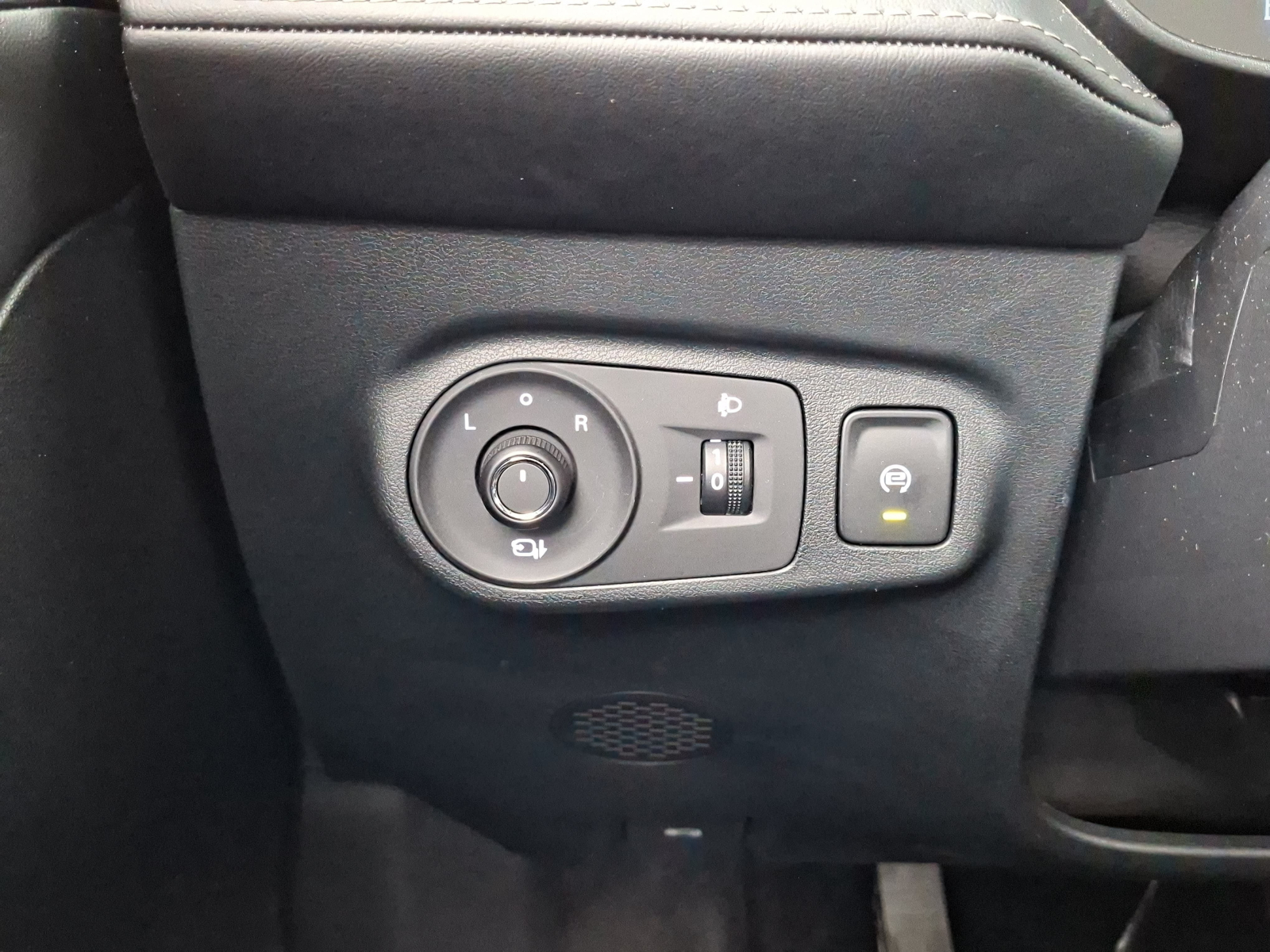 MG ZS SUV - 2025