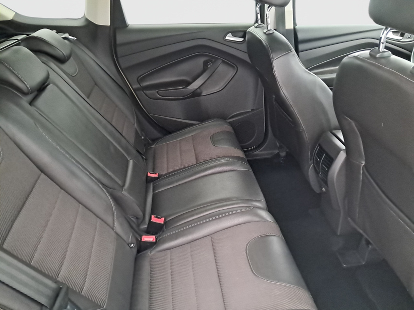 Ford Kuga, 2015