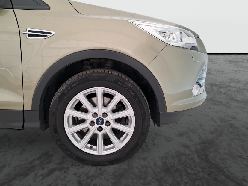 Ford Kuga, 2015