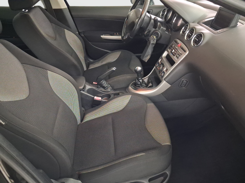 Peugeot 308, 2010