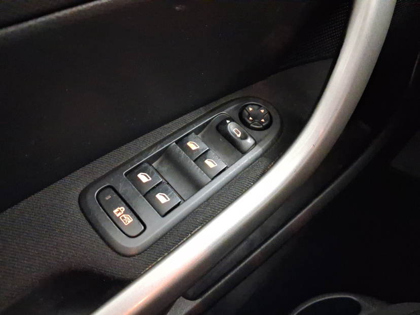Peugeot 308, 2010