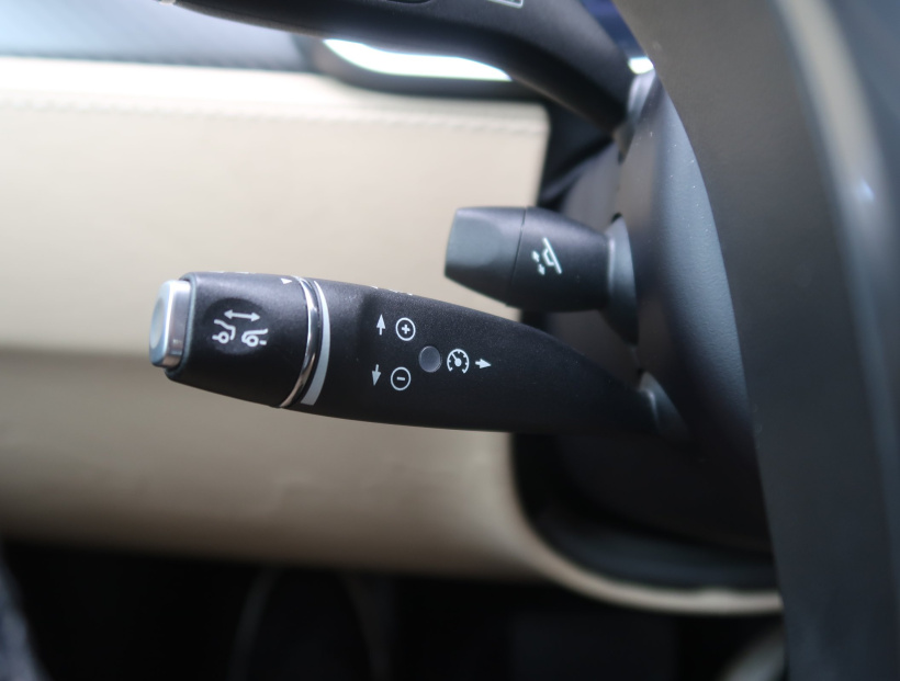 Tesla Model S, 2015