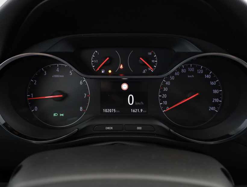Opel Crossland, 2018