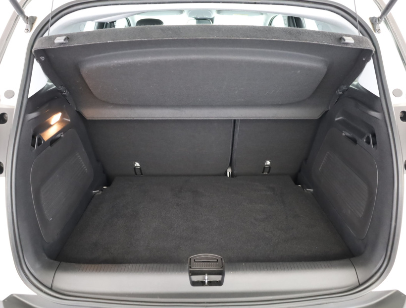 Opel Crossland, 2018
