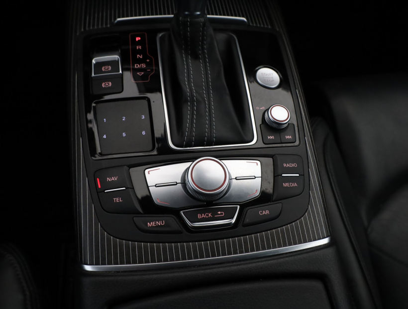 Audi A6 Allroad, 2015
