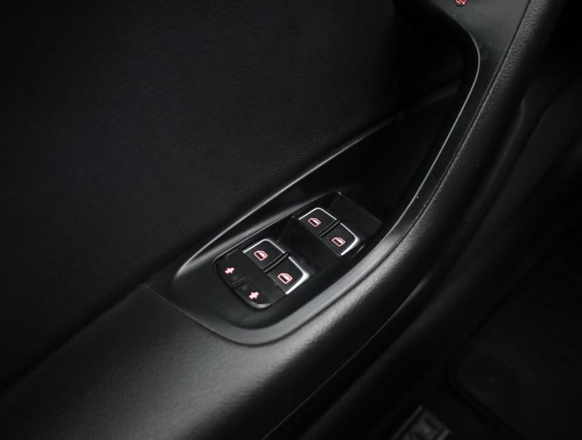 Audi A6 Allroad, 2015