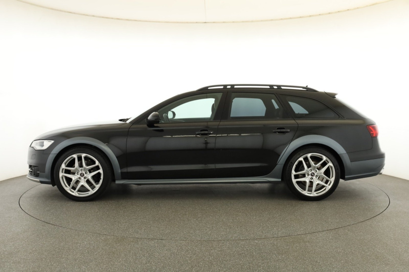 Audi A6 Allroad, 2015