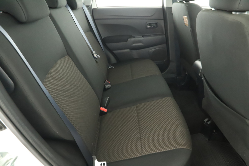 Mitsubishi ASX, 2016