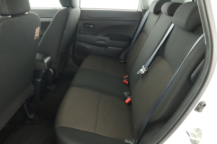 Mitsubishi ASX, 2016