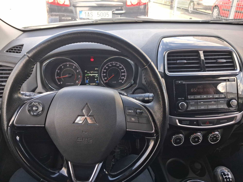 Mitsubishi ASX, 2016