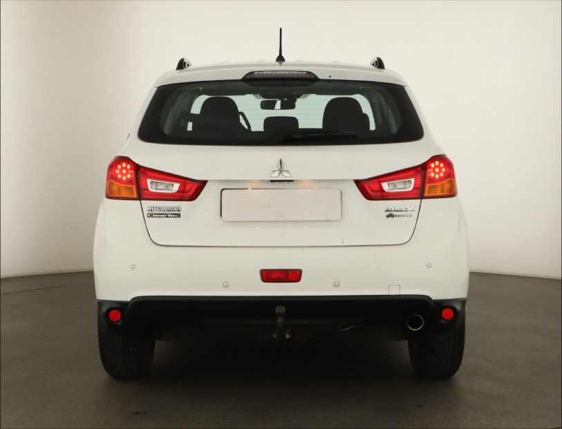 Mitsubishi ASX, 2016