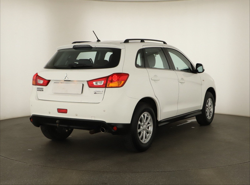 Mitsubishi ASX, 2016