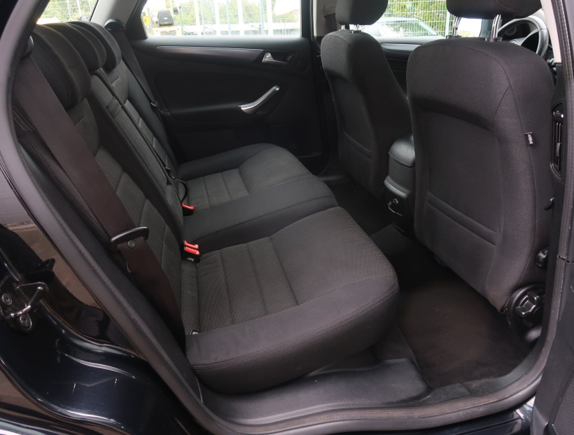 Ford Mondeo, 2011