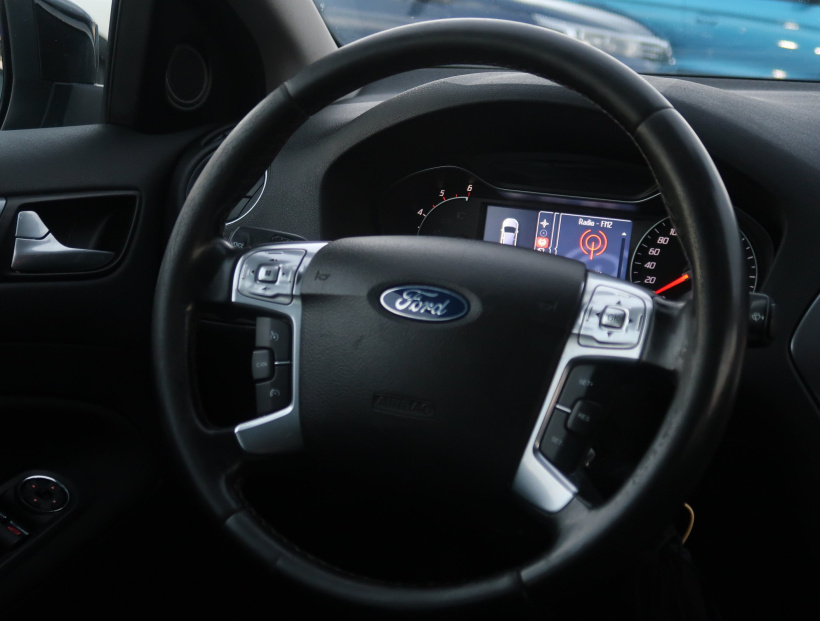 Ford Mondeo, 2011